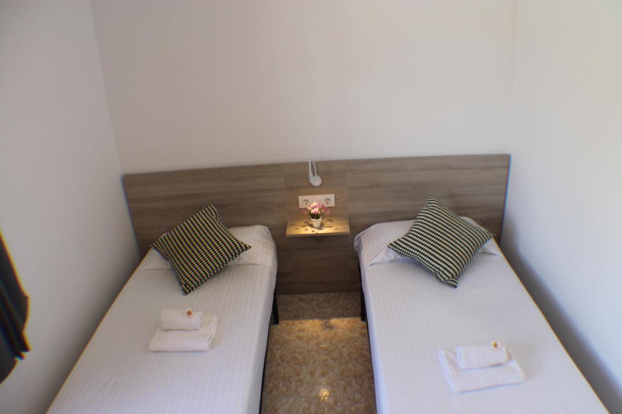 Agi La Pinta Apartment Roses Bagian luar foto